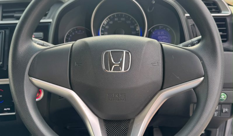 
								Honda Fit full									