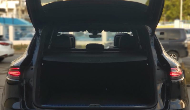 
								Porsche Cayenne full									