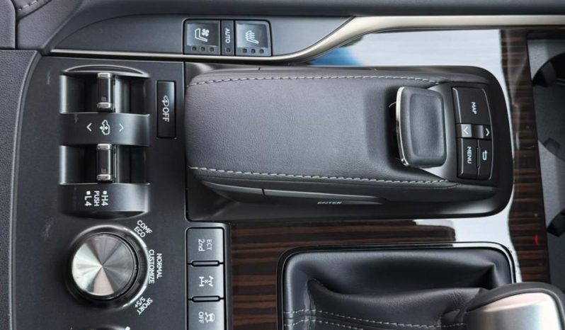 
								Lexus LX-570 full									
