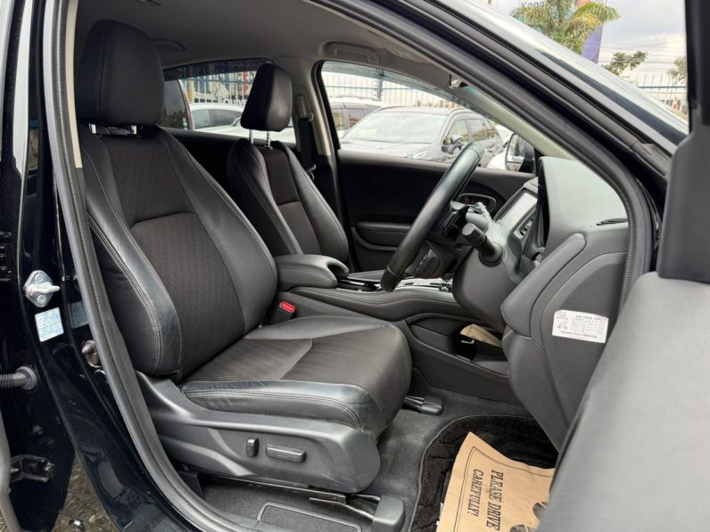 
								Honda Vezel full									