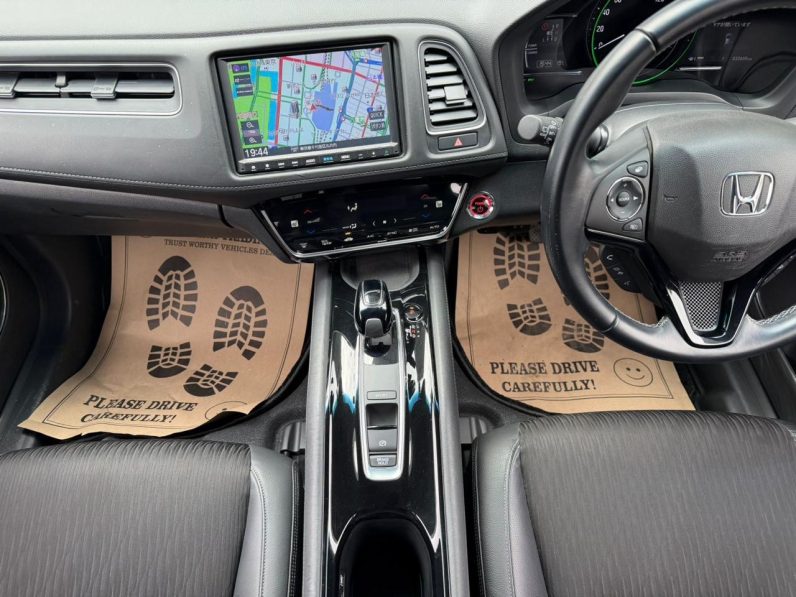 
								Honda Vezel full									