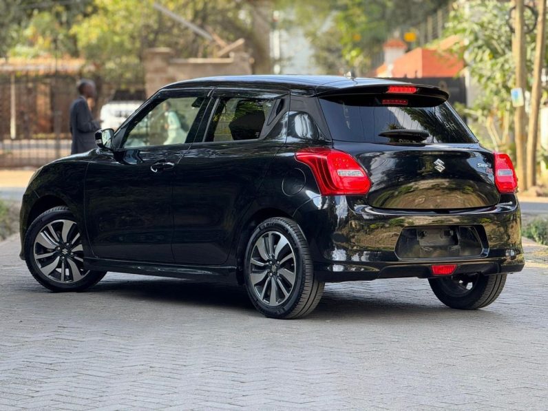 
								Suzuki Swift RS full									