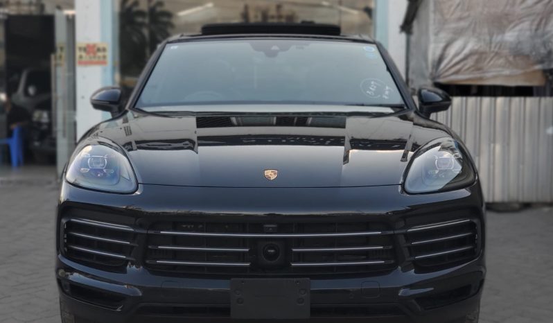 
								Porsche Cayenne full									