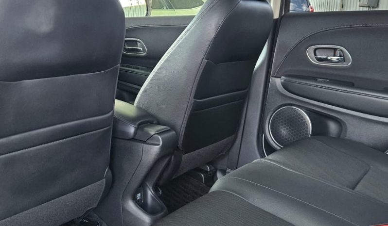
								Honda Vezel RS full									