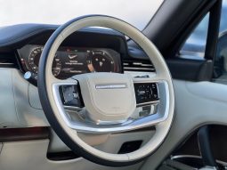 Range Rover Vogue D300 SWB