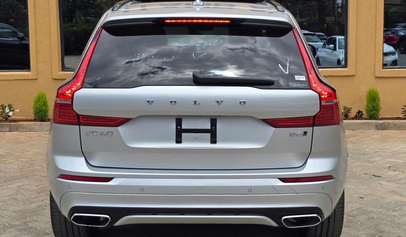 
								Volvo XC60 B6 full									