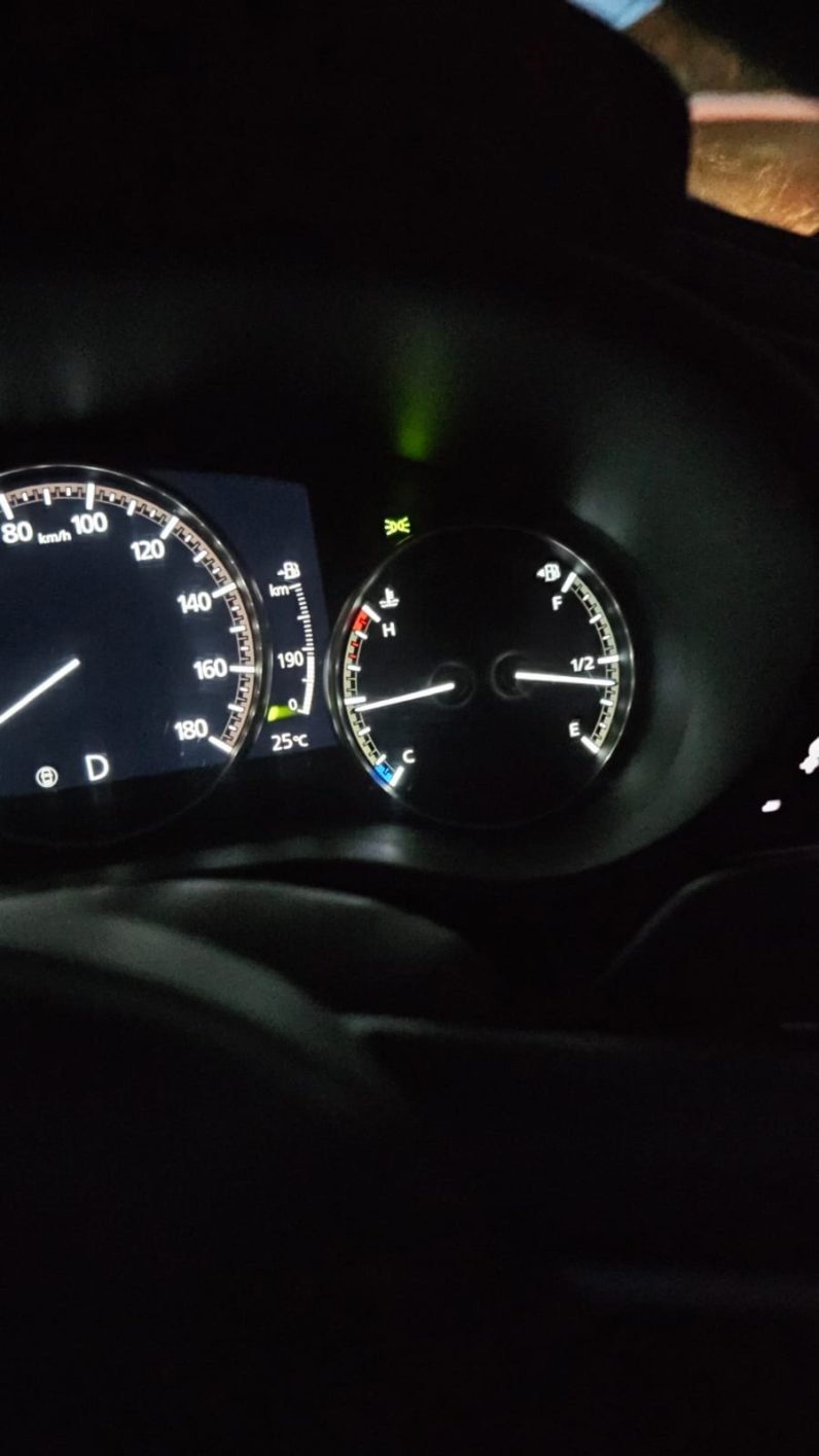 
								Volvo XC60 B6 full									