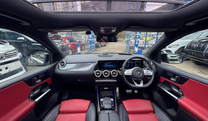
								Mercedes Benz B180 full									