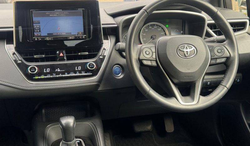 
								Toyota Corolla Sport full									