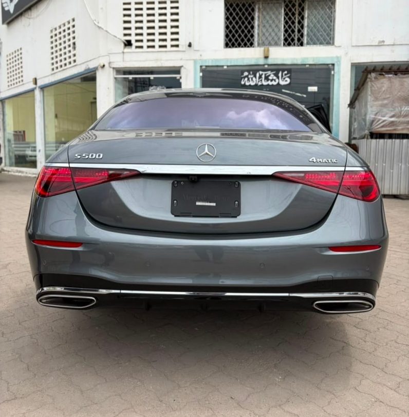 
								Mercedes Benz S500 full									
