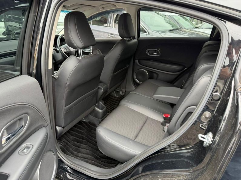 
								Honda Vezel full									
