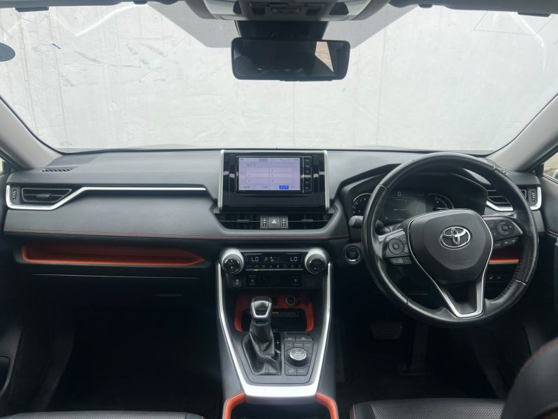 
								Toyota Rav4 Adventure full									