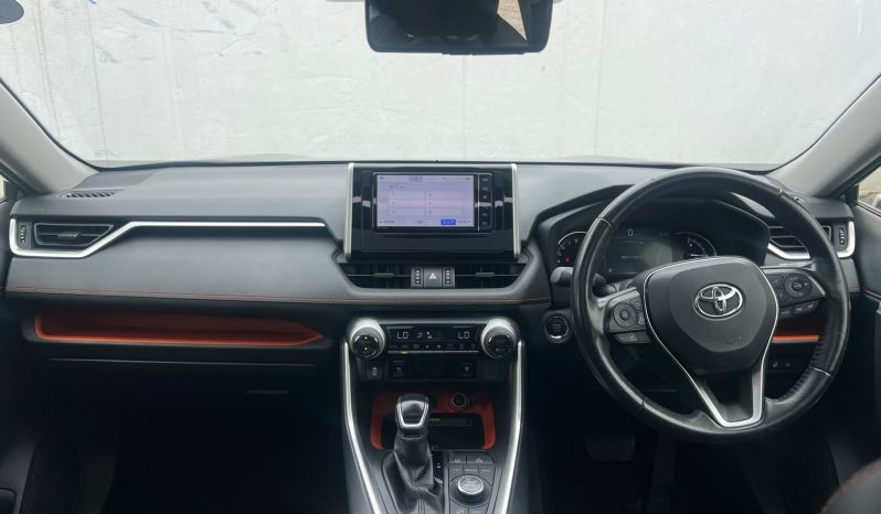 
								Toyota Rav4 Adventure full									