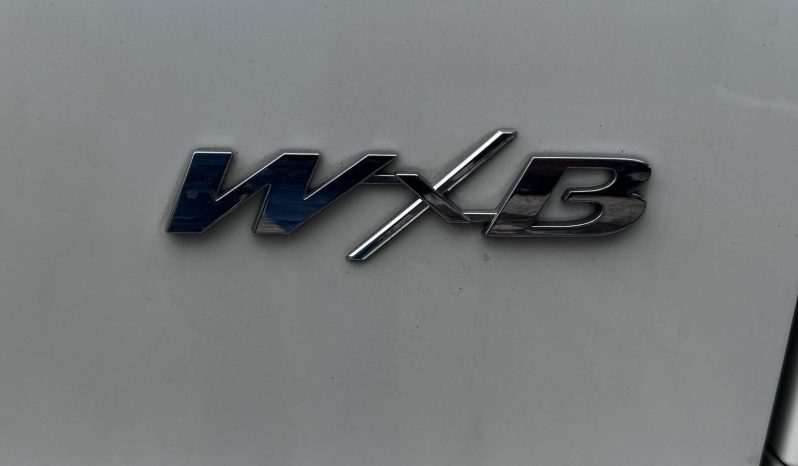 
								Toyota Noah WxB full									