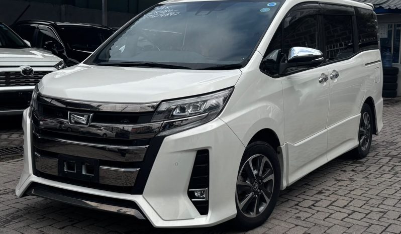 
								Toyota Noah WxB full									