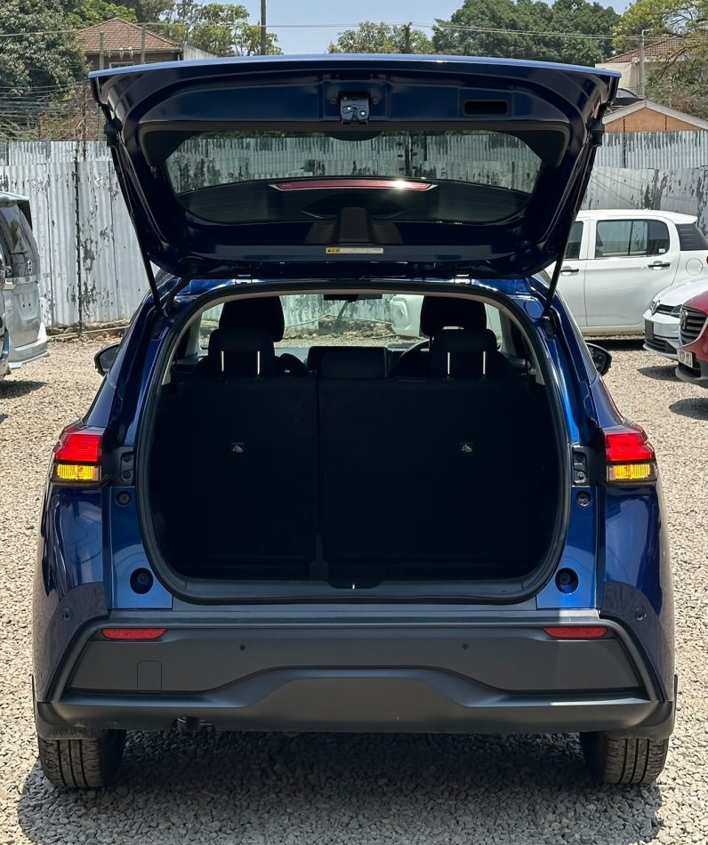 
								Nissan Note E-power full									