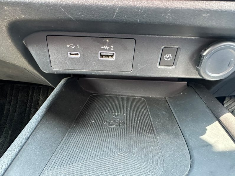 
								Nissan Note E-power full									
