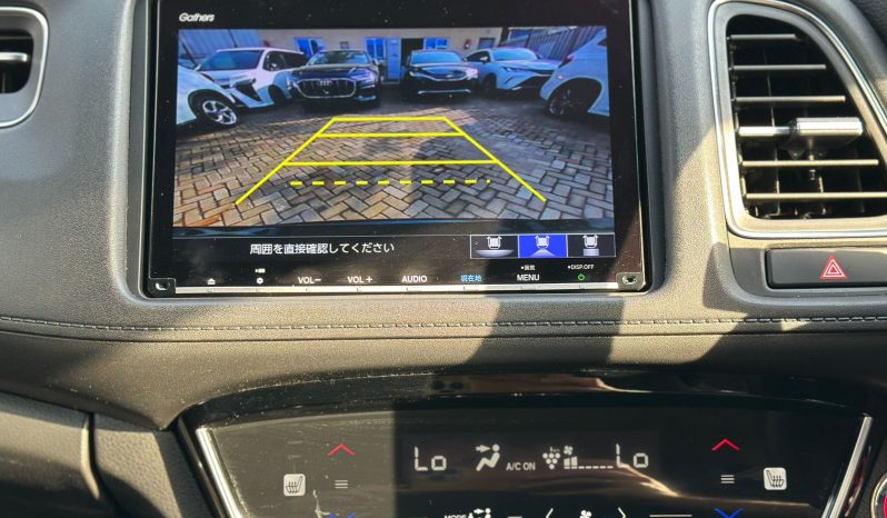 
								Honda Vezel Z full									