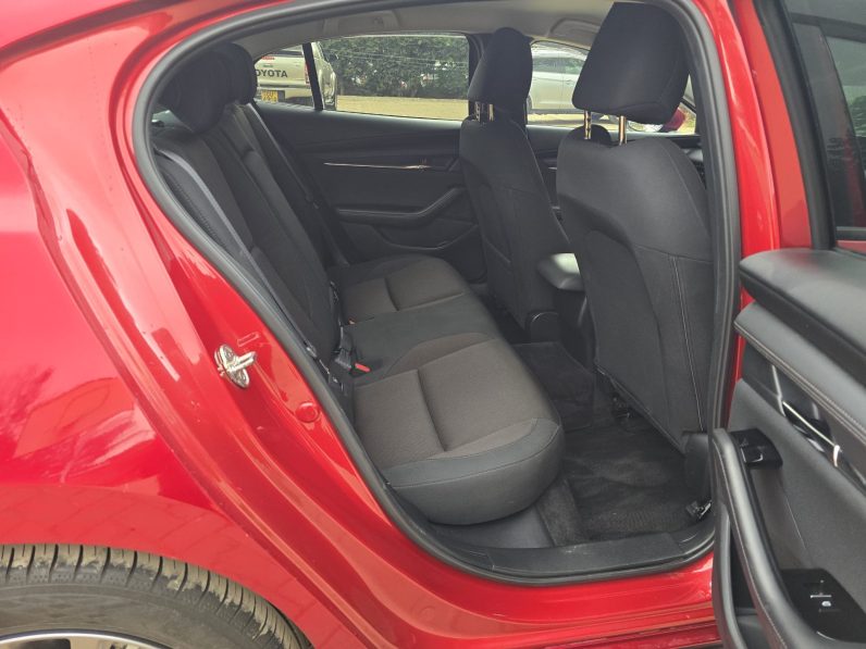 
								Mazda 3 full									