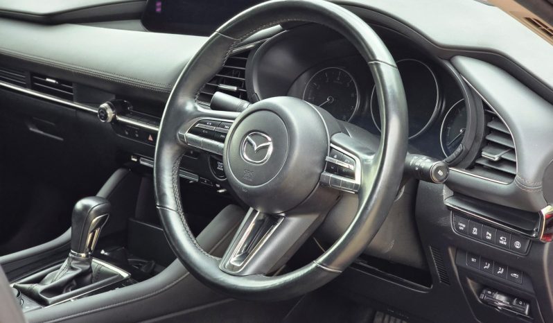 
								Mazda 3 full									