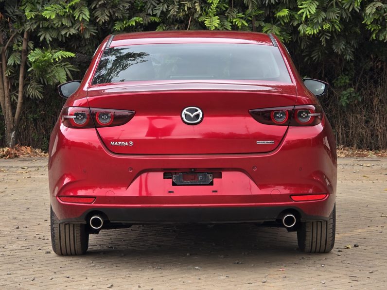 
								Mazda 3 full									