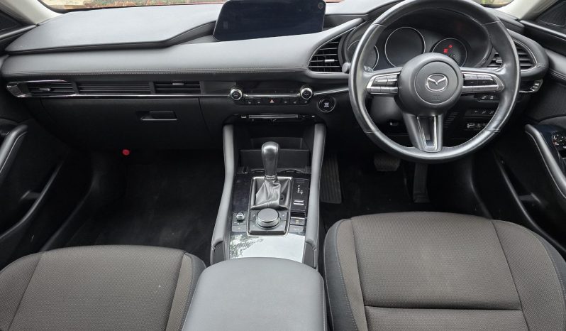 
								Mazda 3 full									