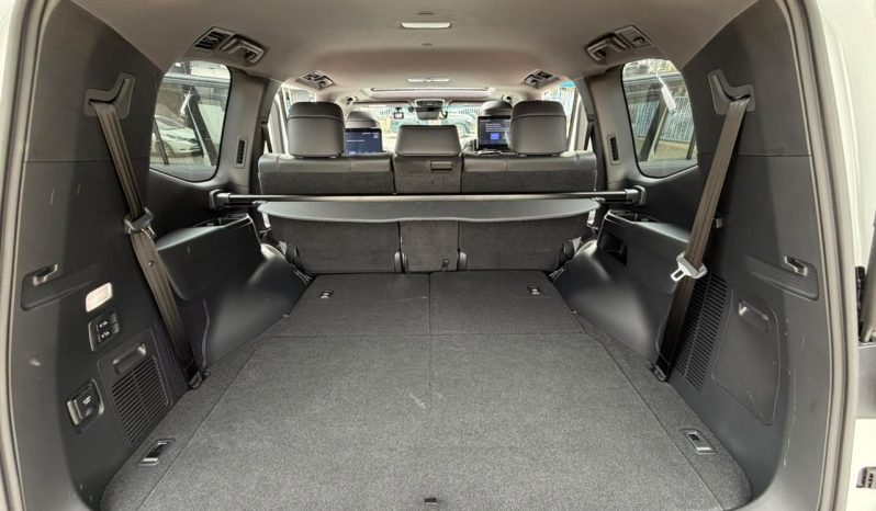 
								Toyota Land Cruiser GR LC300 full									