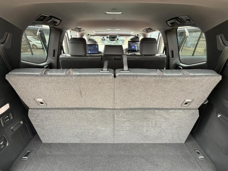 
								Toyota Land Cruiser GR LC300 full									