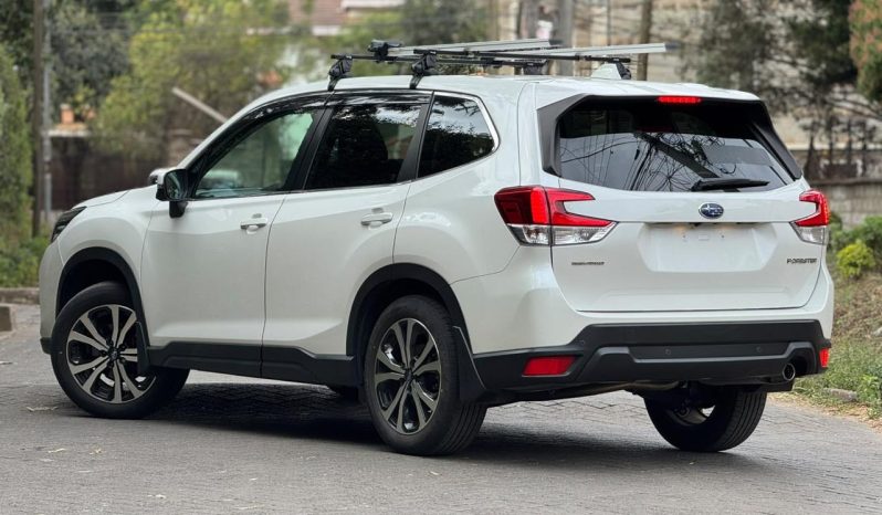 
								Subaru Forester SK9 full									