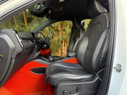 Volvo CX40 T5