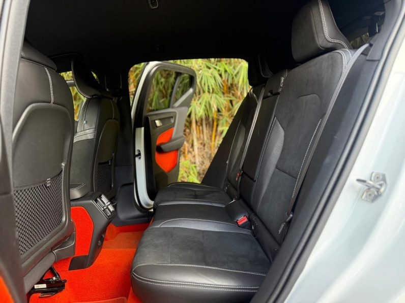 
								Volvo CX40 T5 full									