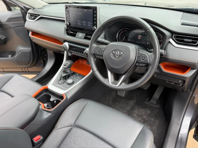 
								Toyota Rav4 Adventure full									