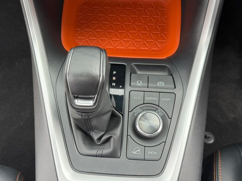 
								Toyota Rav4 Adventure full									