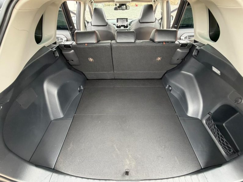 
								Toyota Rav4 Adventure full									