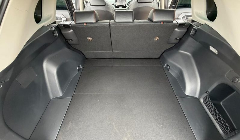 
								Toyota Rav4 Adventure full									