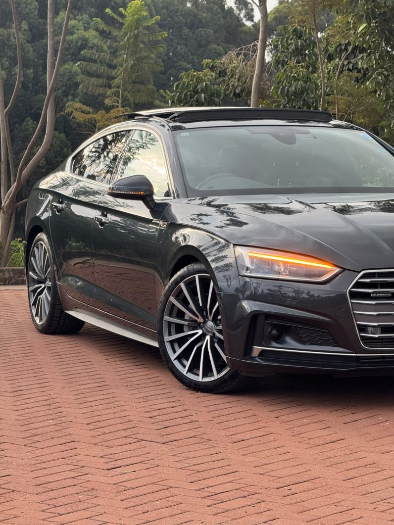 
								Audi A5 full									