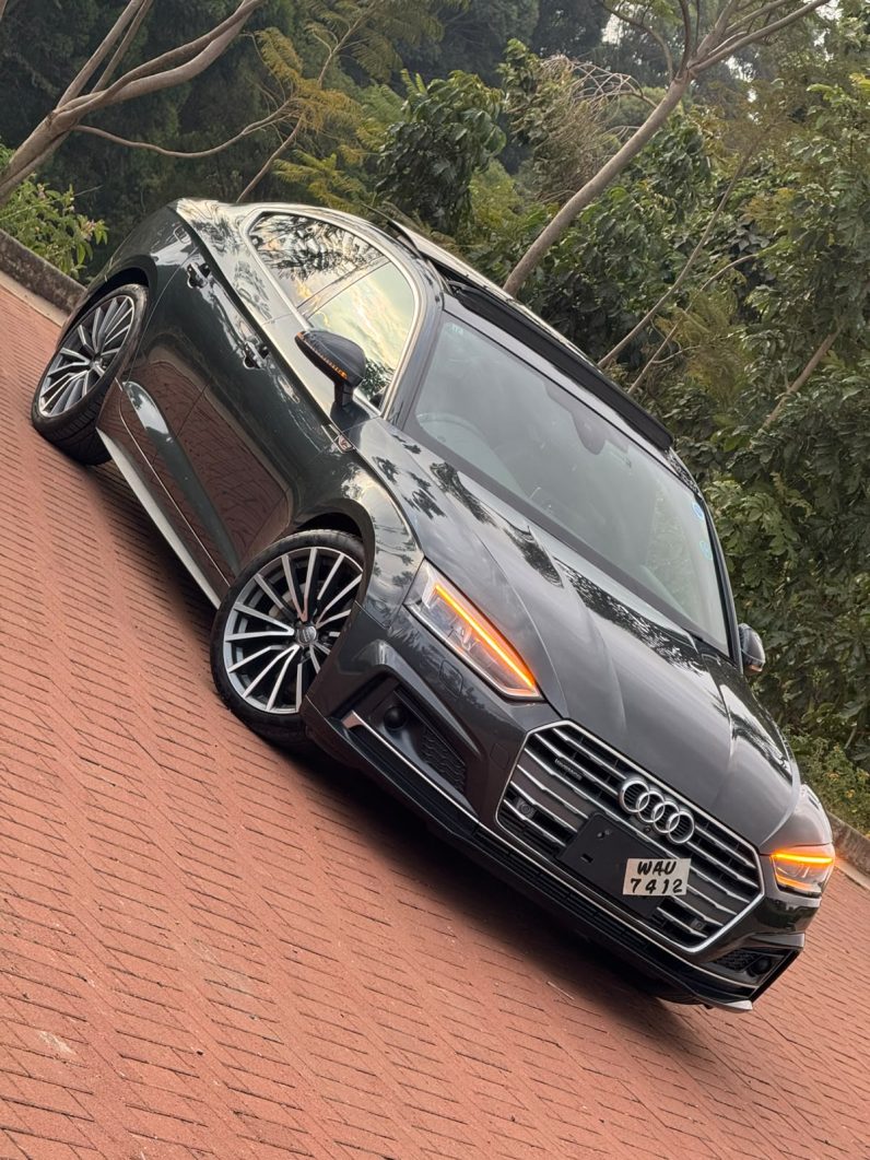 
								Audi A5 full									
