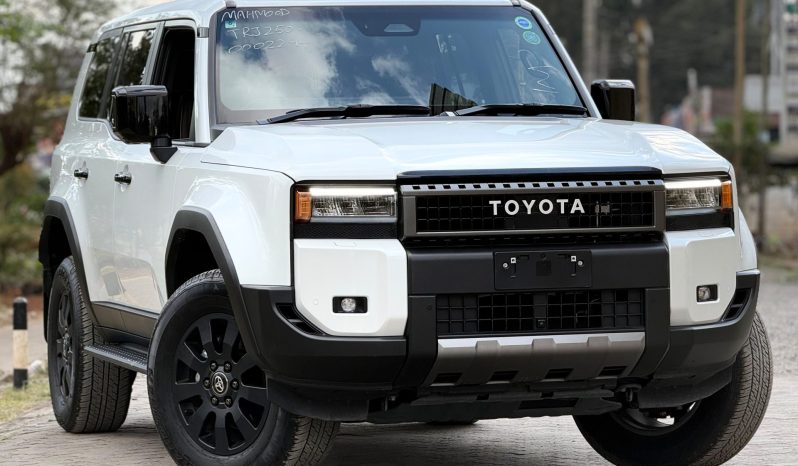 
								Toyota Land Cruiser Prado J250 full									