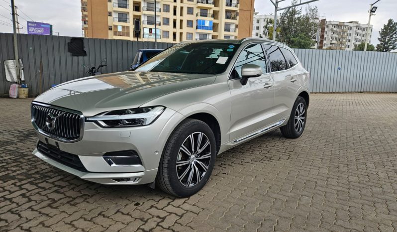 
								Volvo XC60 T5 full									