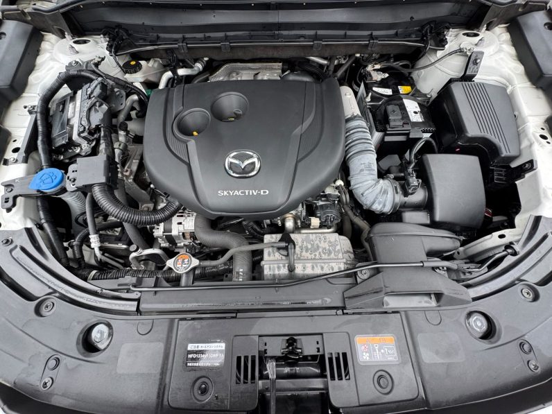 
								Mazda CX-5 full									