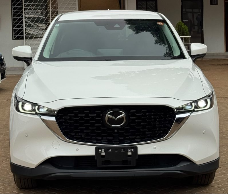 
								Mazda CX-5 full									