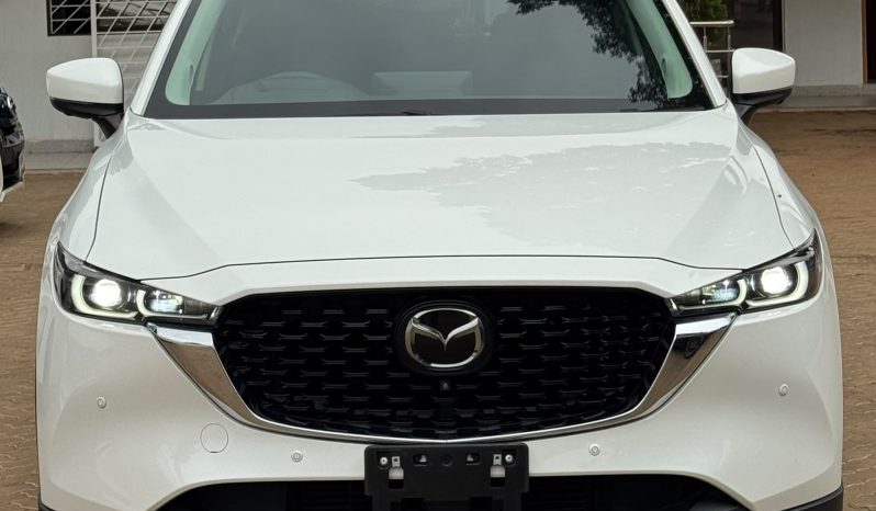 
								Mazda CX-5 full									