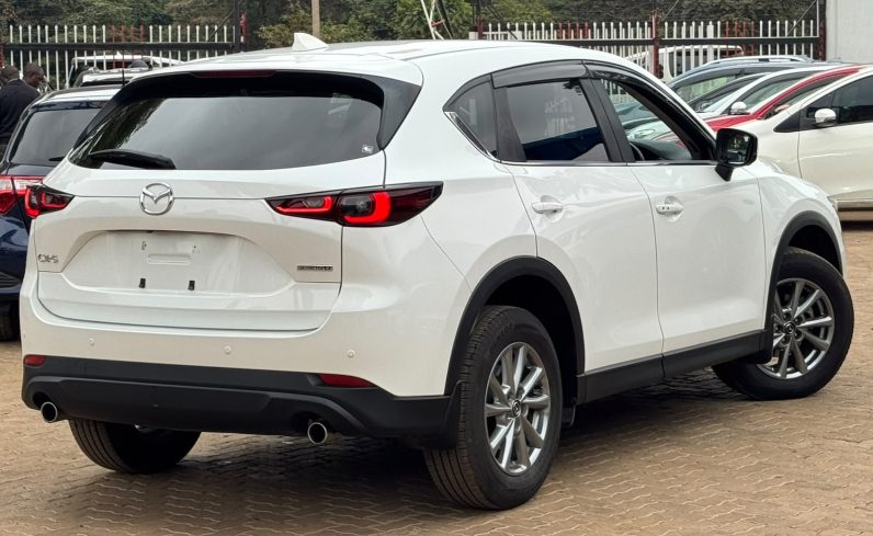 
								Mazda CX-5 full									