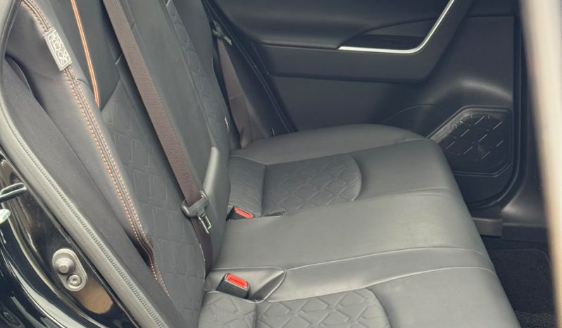 
								Toyota Rav4 Adventure full									