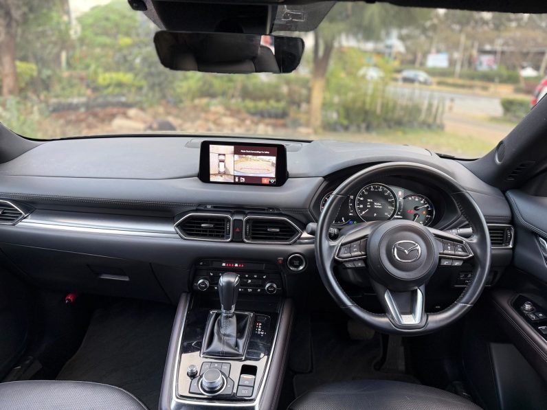 
								Mazda CX-8 full									