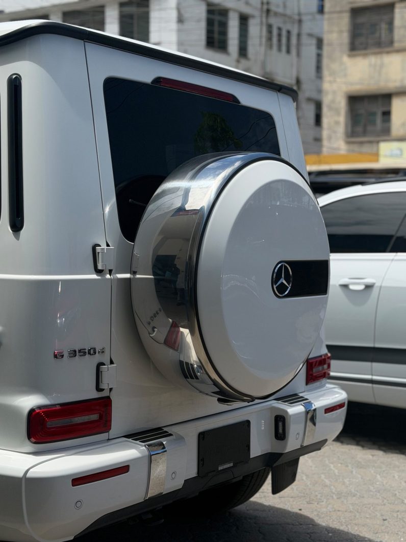 
								Mercedes Benz G350d full									