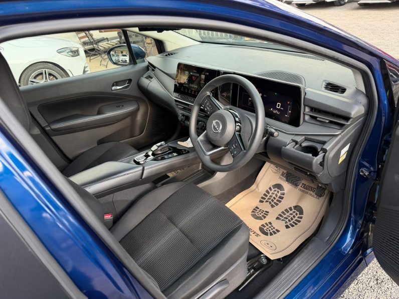 
								Nissan Note E-power full									