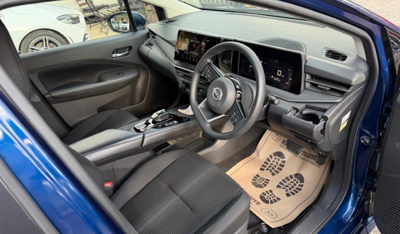 
								Nissan Note E-power full									