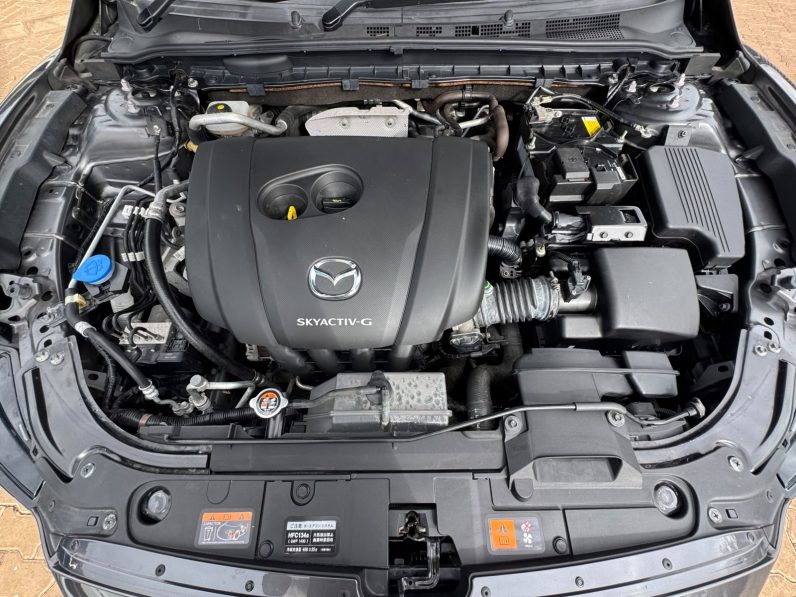 
								MAZDA ATENZA full									