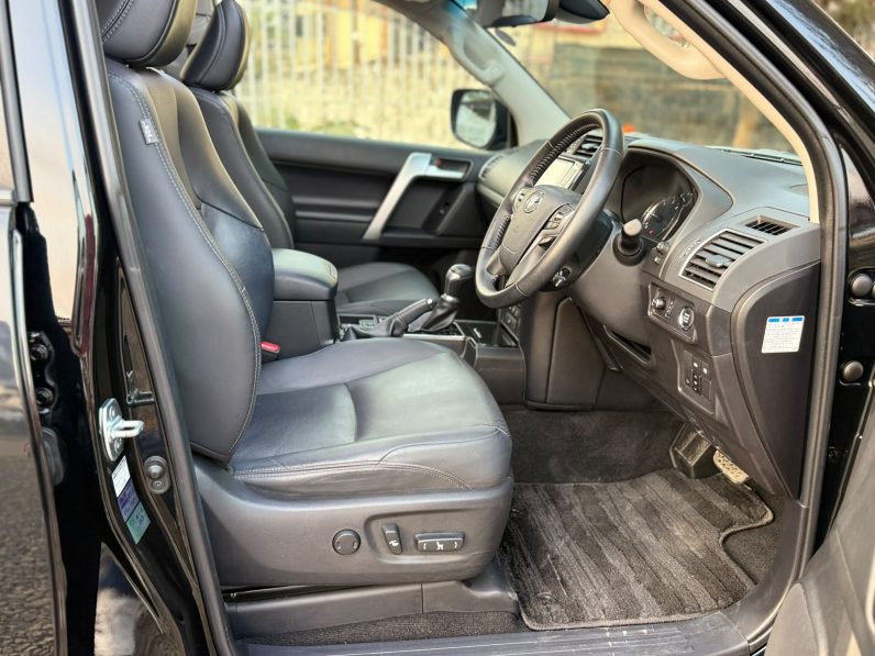 
								Toyota landcruiser prado TX full									